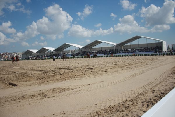 HTS SERİSİ TRİBÜN ÇADIRLARI